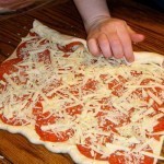 طريقة عمل لفائف البيبروني ” البيتزا الملفوفه “