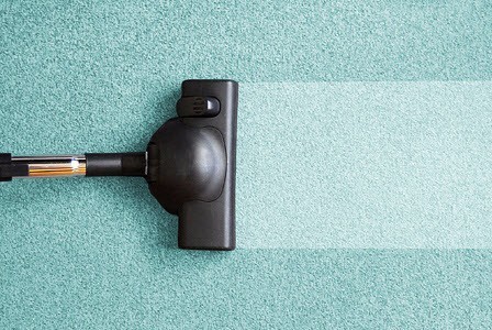 تنظيف السجاد من البقع المستعصية في المنزل