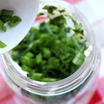 بالصور حضري سلطة الجبن الزرقاء ” الريكفورد”