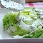 بالصور حضري سلطة الجبن الزرقاء ” الريكفورد”