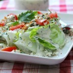 بالصور حضري سلطة الجبن الزرقاء ” الريكفورد”