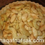 المكونات وطريقة عمل فطيرة التفاح بالكراميل بالصور