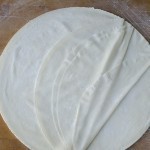 حضري الجلاش الحلو بالمكسرات وأستمتعي بحلوى شهية