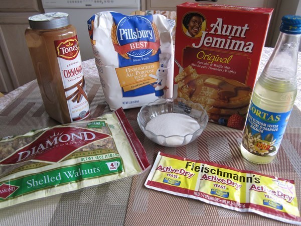 عمل القطايف بالمكسرات بالصور