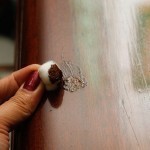 بالصور طرق التخلص من خدوش الخشب