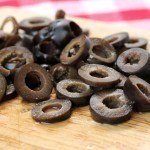 ميني بيتزا البيبروني بالعيش الكيزر بالصور