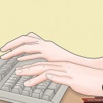 طريقة الجلوس الصحية أمام الكمبيوتر بالصور لتتجنب آلام الجسم