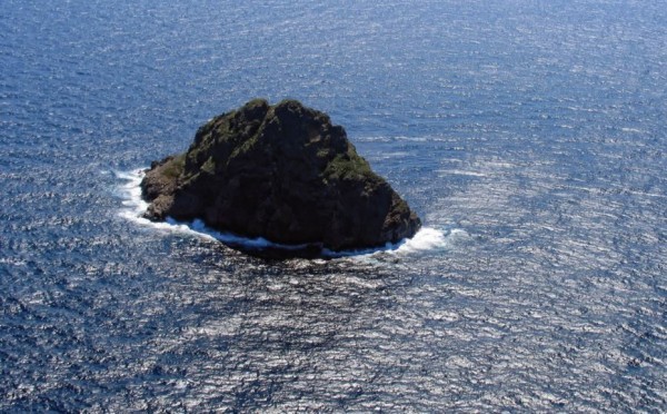 جزيرة جابوكا “الجزيرة المغناطيسية” جزيرة جابوكا “الجزيرة المغناطيسية”