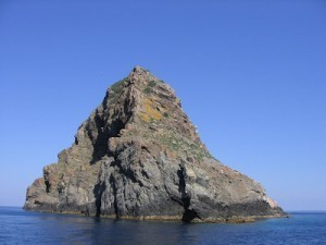 جزيرة جابوكا “الجزيرة المغناطيسية”