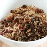 كرات التمر باللوز و جوز الهند بالصور