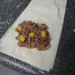 عمل الجلاش باللحمة المفرومة بالصور