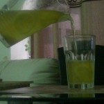 عمل مشروب الزعفران بالليمون بالصور