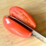 تشقير شعر الوجه بالطماطم والدقيق