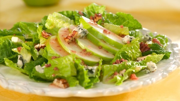 عمل سلطة التفاح الأخضر بالصور