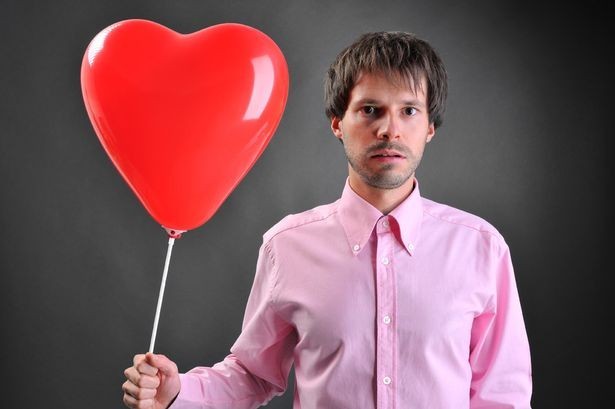لهذه الأسباب يبقي الرجل بدون إرتباط عاطفي لهذه الأسباب يبقي الرجل بدون إرتباط عاطفي