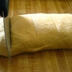 وصفة مخبوزات على شكل كونو بالصور بحشو السجق