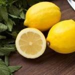 وصفة عصير الخوخ والليمون اللذيذ بالصور