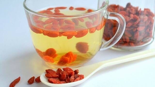 شاي التنحيف : ١٥ نوع من الشاى للتخسيس