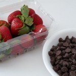 بالصور طريقة عمل الفراولة بالشوكولاته ولا ألذ