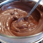 بالصور طريقة عمل الفراولة بالشوكولاته ولا ألذ