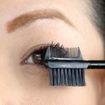 تكثيف الرموش بعمل سيروم طبيعي في البيت