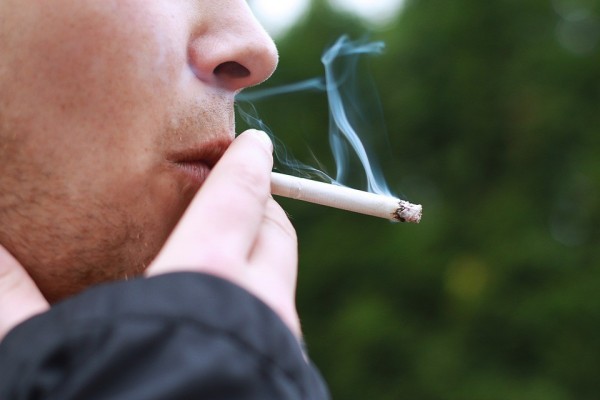 كيف تساعدين زوجك على الإقلاع عن التدخين ؟ كيف تساعدين زوجك على الإقلاع عن التدخين ؟