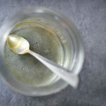 بالصور عمل غسول الشعر الطبيعي بالعسل والبابونج