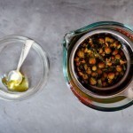 بالصور عمل غسول الشعر الطبيعي بالعسل والبابونج