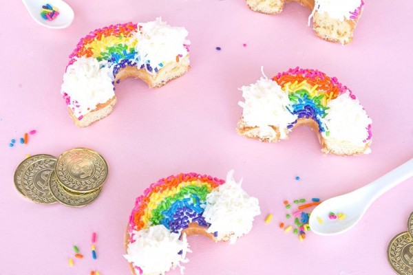 وصفة دونات ملون لذيذ بالصور