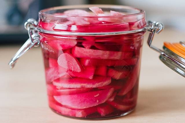 طريقة عمل مخلل اللفت بالصور