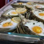 طريقة عمل البيض المخبوز في الخرشوف بالصور طريقة عمل البيض المخبوز في الخرشوف بالصور