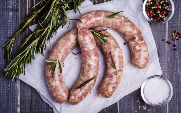 طريقة عمل السجق البلدى بالصور