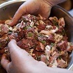 طريقة عمل السجق البلدى بالصور