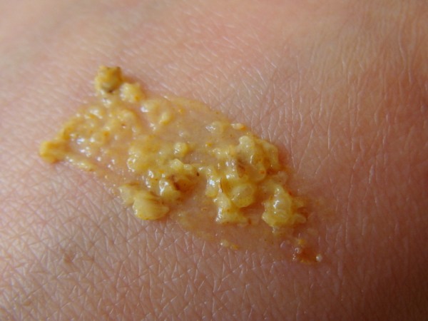 ماسك للبشرة الجافة بالتفاح