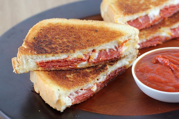 طريقة عمل كلوب ساندويتش لذيذ بالصور