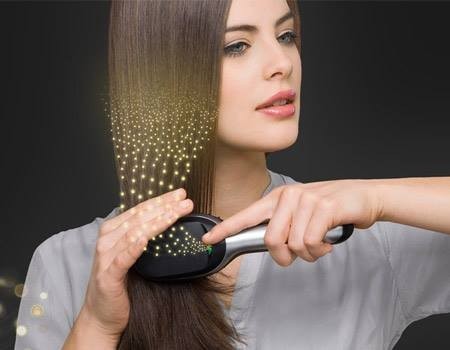 فرشاة الأيونات لشعر صحي ومتألق