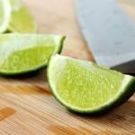 بالصور طريقة أكواب التفاح مع القرفة والمكسرات وجوز الهند