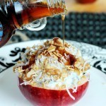 بالصور طريقة أكواب التفاح مع القرفة والمكسرات وجوز الهند