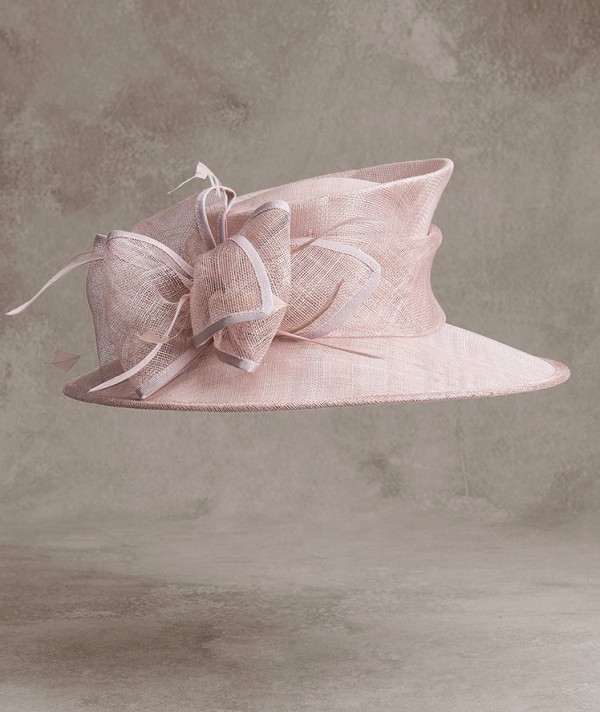 أشيك كولكشن قبعات لأناقتك بالصور