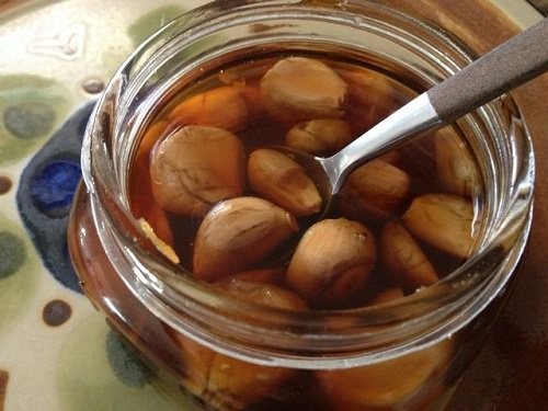 تقوية الجهاز المناعي بالعسل والثوم ” خلطة صحية مفيده” تقوية الجهاز المناعي بالعسل والثوم ” خلطة صحية مفيده”