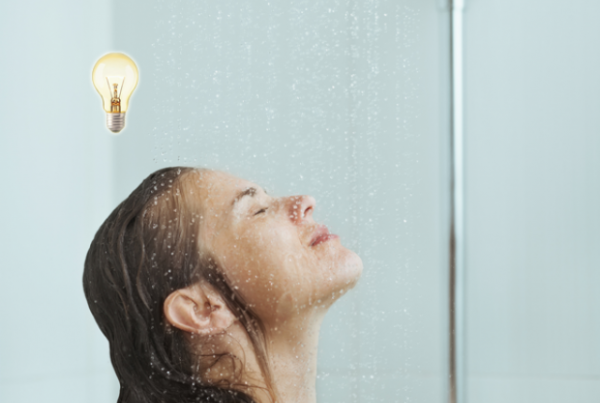 لماذا تأتيك أفضل الأفكار أثناء الإستحمام ؟
