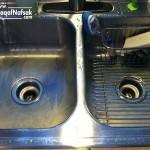 كيفية تنظيف الحوض وبالوعة المطبخ بالليمون