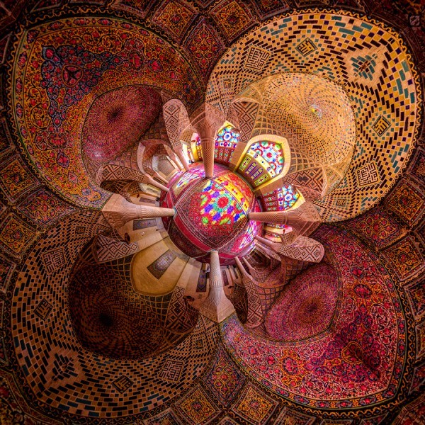 مسجد قوس قزح في إيران تحفة معمارية مسجد قوس قزح في إيران تحفة معمارية