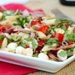 بالصور جهزي سلطة المكرونة “الباستا” مع شرائح اللحم