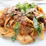 وصفة مكرونة البولونيز مع المشروم بالصور