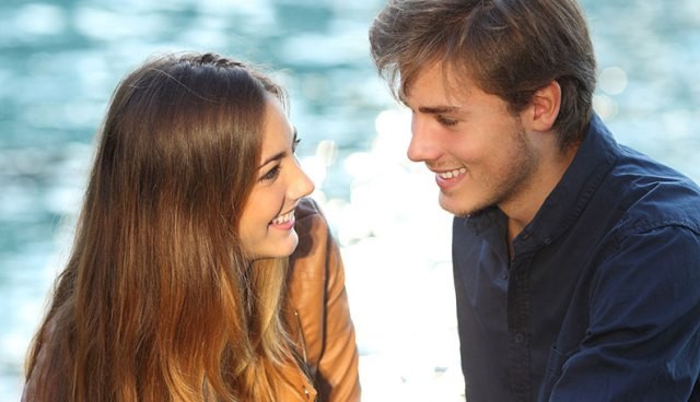 كيف تجعلينه مجنونًا بك ؟ كيف تجعلينه مجنونًا بك ؟
