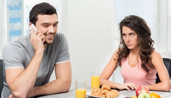 كيف تتحكمي في غيرتك ؟ كيف تتحكمي في غيرتك ؟