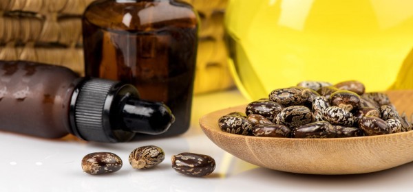 زيت الخروع لعلاج الهالات السوداء وتجاعيد العين زيت الخروع لعلاج الهالات السوداء وتجاعيد العين