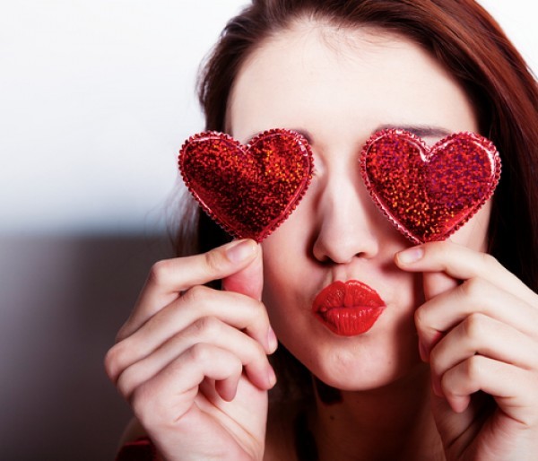 كيف استخدم زيت الخروع للرموش لزيادة كثافتها كيف استخدم زيت الخروع للرموش لزيادة كثافتها