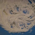 تجهيز مقشر للجسم بالصور من أجل نعومة وبياض ناصع